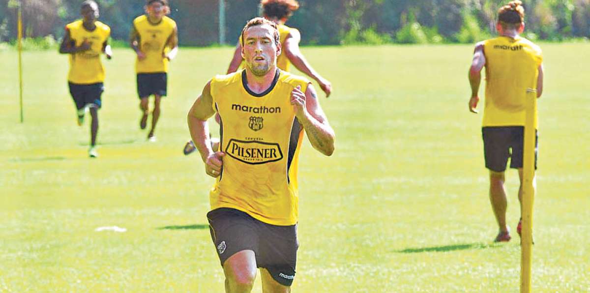 Brahian Alem&aacute;n super&oacute; una dolencia que lo margin&oacute; del anterior partido contra Liga de Loja. Foto: Archivo / El Tel&eacute;grafo