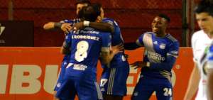 Emelec asegura el primer lugar en la tabla de la segunda etapa