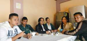 Tres de los 18 miembros de las familias Crespo-Mantilla, Mantilla-Mu&ntilde;oz y Molina-Mu&ntilde;oz sufren depresi&oacute;n.