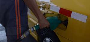 Alza de los combustibles no afectar&aacute; a los taxis y buses