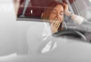 El cansancio disminuye la atenci&oacute;n y duplica el riesgo de accidentes.