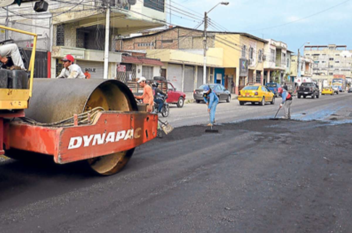 La calle Pichincha tendr&aacute; 12 metros de ancho, lo cual optimizar&aacute; la movilidad vehicular y de los peatones. Foto: Fabricio Cruz / El Tel&eacute;grafo