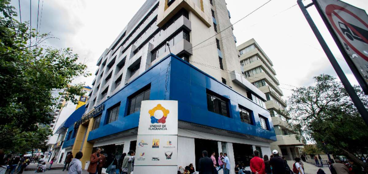 En este edificio donde funciona la Unidad de Flagrancias, la fiscal Diana Salazar recibe las versiones libres y sin juramento de las personas convocadas.