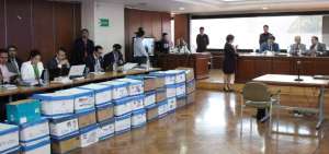 La audiencia se cumple en el octavo piso de la CNJ. El fiscal general del Estado, Pa&uacute;l P&eacute;rez, presentar&aacute; pruebas testimoniales, documentales y periciales para acusar a los procesados.