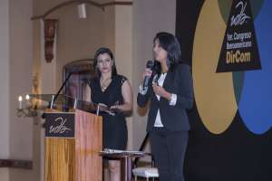 La coordinadora de la Redacci&oacute;n Web-Quito explic&oacute; la propuesta durante un Congreso organizado por Udla. Foto: Daniel Molineros / EL TEL&Eacute;GRAFO