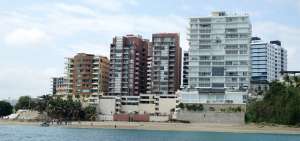 El departamento de Turismo de Manta y la Comisar&iacute;a de Construcciones realizan los operativos.