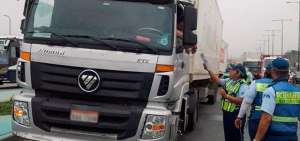 Los conductores de transporte pesado y extrapesado fueron sorprendidos por el operativo de control de la entidad municipal.