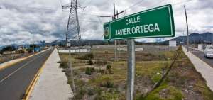 Calles de Ambato llevan nombres de periodistas asesinados en frontera