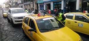 La utilizaci&oacute;n del tel&eacute;fono celular durante la conducci&oacute;n es una de las causas de accidentes en la zona urbana, adem&aacute;s de circular a exceso de velocidad.
