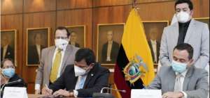 Pago a los jubilados del magisterio se concreta con suscripci&oacute;n de acuerdo