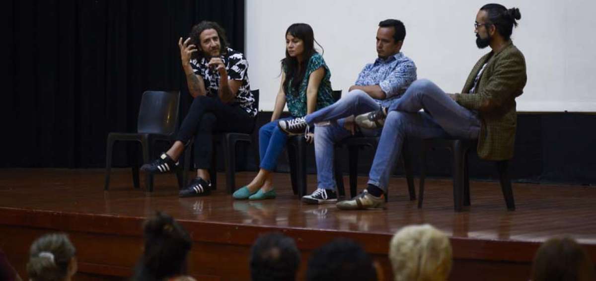 Desde la izquierda, Daniel Adoum, artista pl&aacute;stico; Ileana Matamoros, guionista; Carlos Matamoros, posproducci&oacute;n; y Federico Koelle, moderador. 