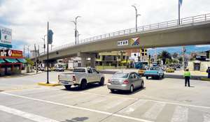 As&iacute; luce el pavimento r&iacute;gido del moderno anillo vial en Riobamba que fue entregado por la titular del Ministerio de Transporte y Obras P&uacute;blicas, Paola Carvajal. Foto:Elizabeth Maggi / Para El Tel&eacute;grafo