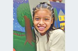 Galer&iacute;a mostr&oacute; pinturas hechas por varios ni&ntilde;os de la isla Trinitaria