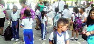 Las escuelas fueron evacuadas siguiendo los protocolos aprendidos, luego del terremoto del 16 de abril.