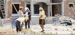 Los sectores inmobiliario y de la construcci&oacute;n deber&aacute;n adoptar toda una normativa respecto al consumo eficiente de energ&iacute;a el&eacute;ctrica en el pa&iacute;s.  