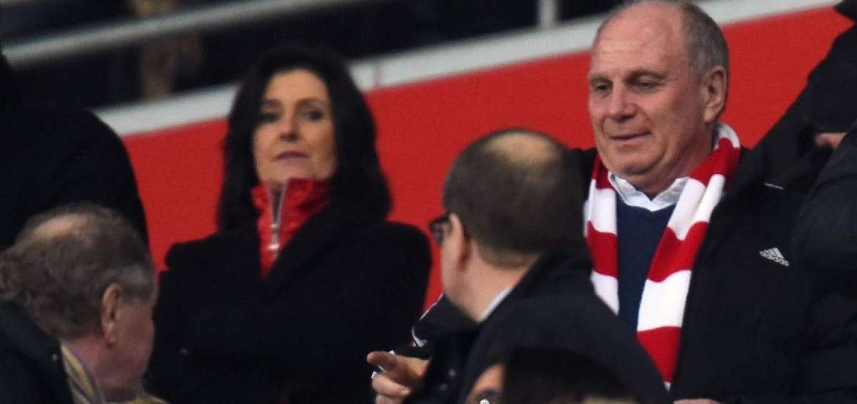 Hoeness sali&oacute; de la c&aacute;rcel este lunes en libertad condicional, donde pagaba una pena de 3  a&ntilde;os y medio por fraude fiscal.
