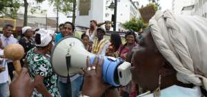 El D&iacute;a Nacional del Pueblo Afroecuatoriano fue celebrado en Guayaquil. El colectivo visit&oacute; el monumento de las calles Pedro Carbo y Clemente Ball&eacute;n.