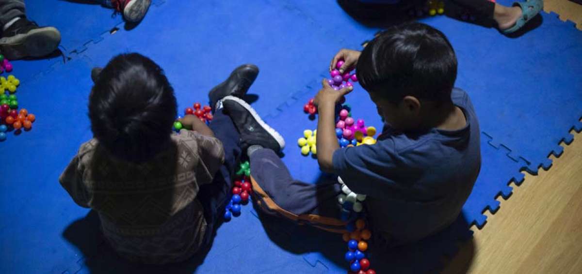 Autoridades de los Guagua Centros aseguran que en unos casos los menores que acuden presentan problemas como desnutrici&oacute;n, baja talla y poco peso.