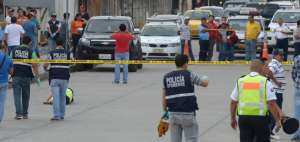 Dos fallecidos tras balacera en delegaci&oacute;n de la CTE en Guayaquil