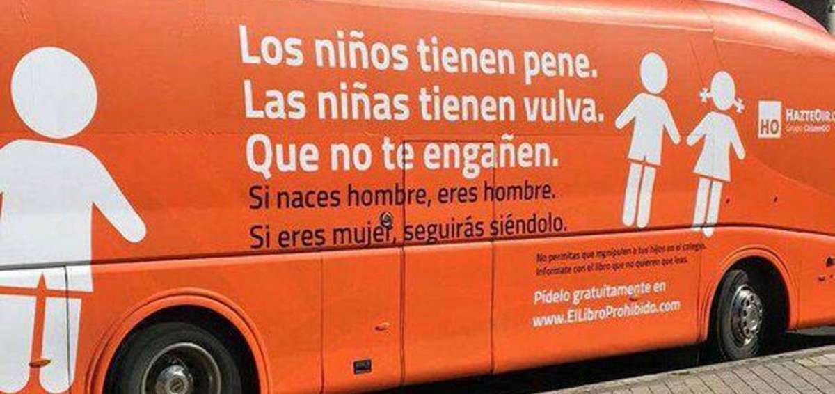 El bus ayer circul&oacute; frente al Palacio de La Moneda (Chile). Anteriormente estuvo en Espa&ntilde;a, Estados Unidos, M&eacute;xico y Colombia. 