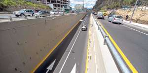 El tr&aacute;fico vehicular se complica en el sector de la Universidad de las Am&eacute;ricas, en la av. Sim&oacute;n Bol&iacute;var. Foto: Archivo / El Tel&eacute;grafo
