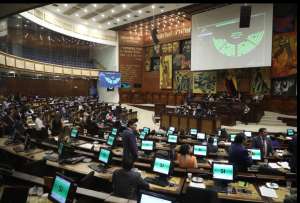 El Pleno de la Asamblea Nacional deberá ratificarse o no en el escrito enviado por la Comisión Ocasional. 