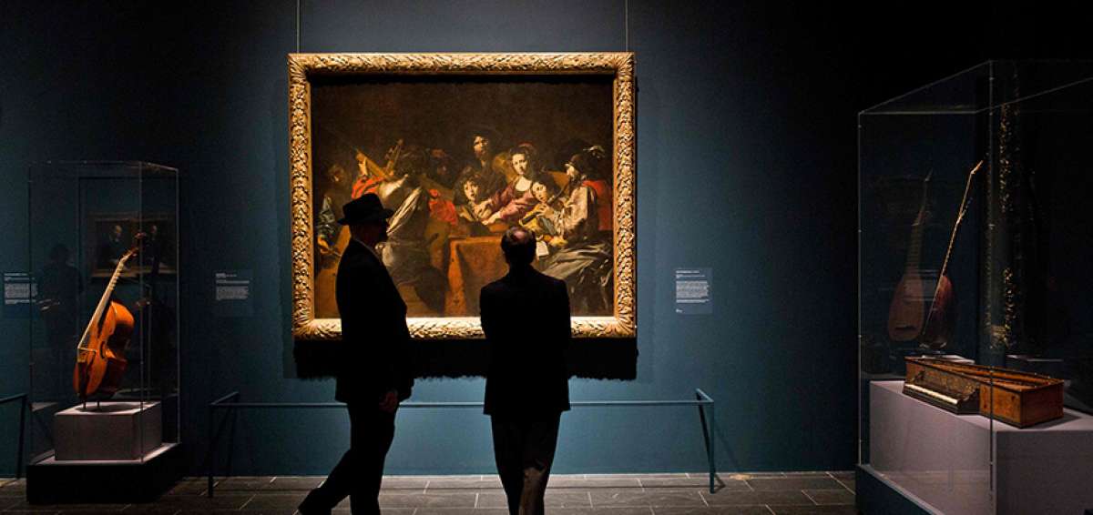 Opuesto al museo del Louvre de Par&iacute;s &ndash;cuya entrada es de 15 euros&ndash; el MET recibe pocos subsidios p&uacute;blicos y la mayor&iacute;a de ingresos son donaciones.