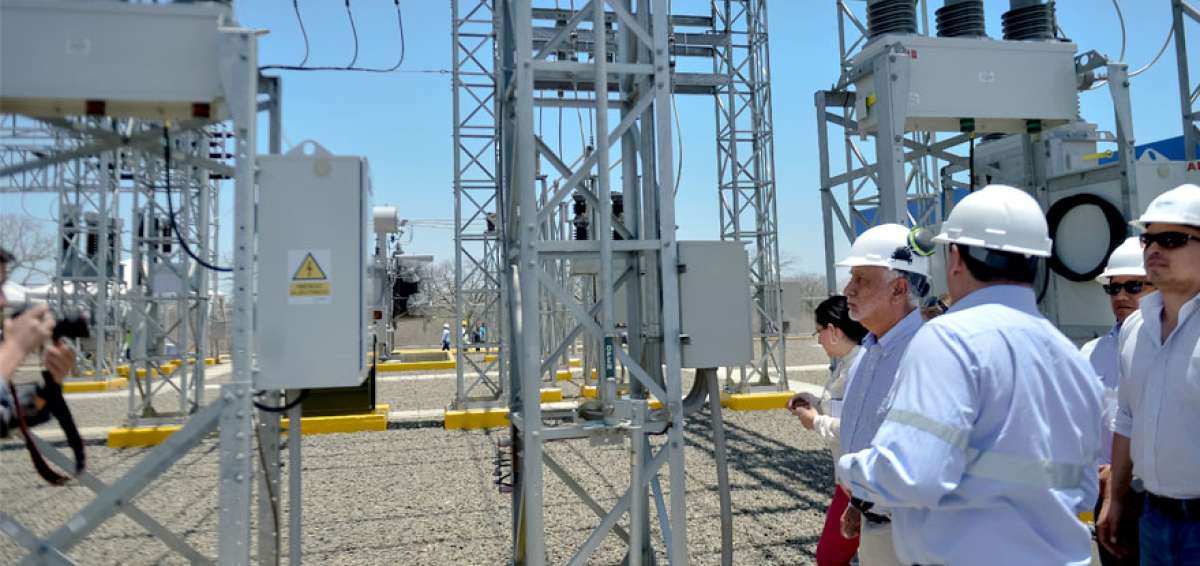 Autoridades, como el Ministro de Energ&iacute;a, recorrieron la obra de la Subestaci&oacute;n El&eacute;ctrica Jaramij&oacute;.