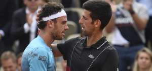 Cecchinato da la gran sorpresa al colarse en semifinales a costa de Djokovic