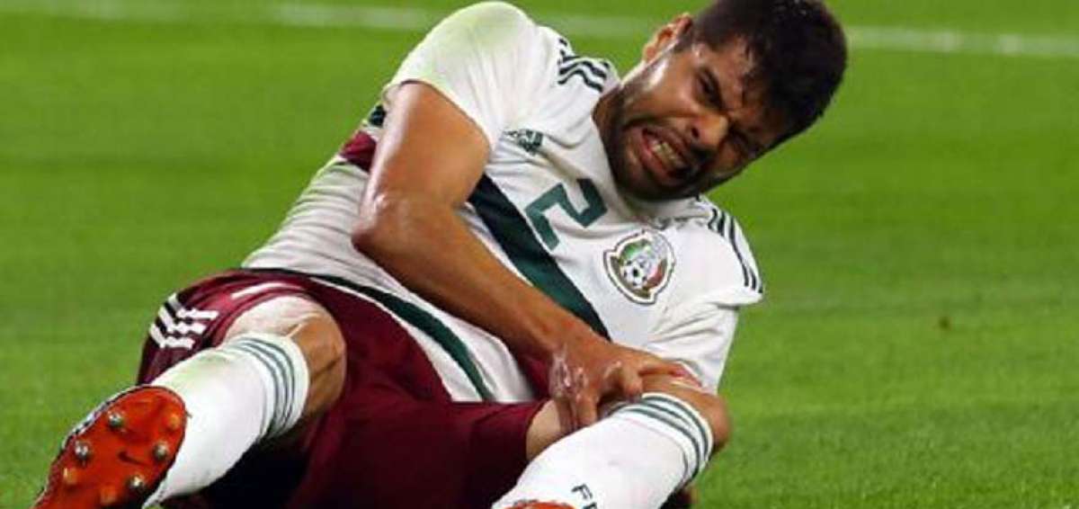 N&eacute;stor Araujo baja por lesi&oacute;n de la selecci&oacute;n mexicana