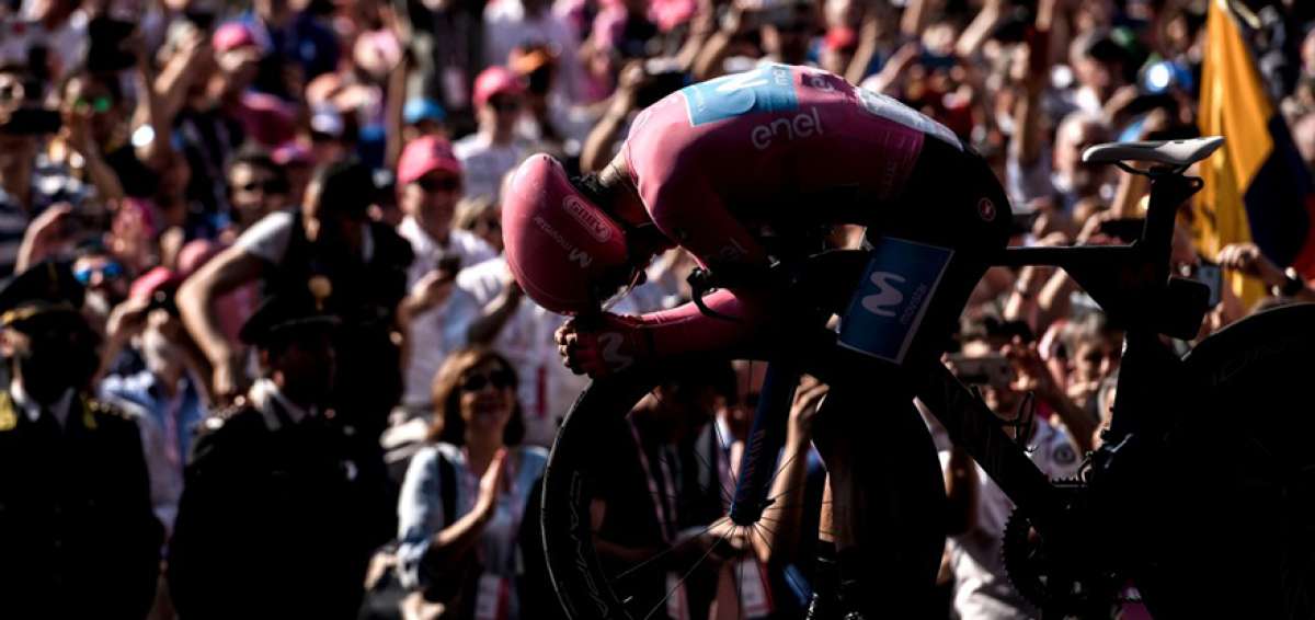 Richard Carapaz es el segundo sudamericano en ganar el Giro de Italia. En su lucha por llegar a la c&uacute;spide viaj&oacute; de Carchi a Colombia y de ah&iacute; a Espa&ntilde;a.