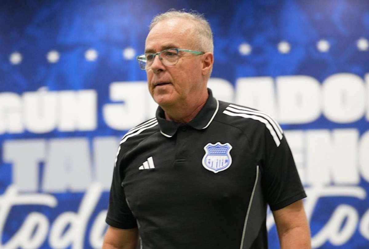Jorge Célico no ha podido escalar en la tabla con Emelec