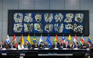 Los presidentes y delegados de los Legislativos de 7 pa&iacute;ses de la Unasur llegaron a Quito la semana pasada para reunirse y firmar un acuerdo. Foto: &Aacute;lvaro P&eacute;rez / El Tel&eacute;grafo 
