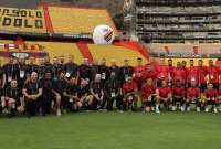 Atlético Paranaense reconoció la cancha del estadio Monumental antes de la final de la Copa Libertadores. 