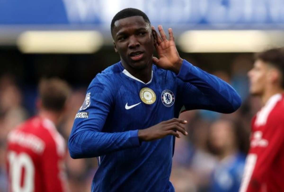 Golazo de Moisés Caicedo y triunfo agónico del Chelsea ante el Liverpool