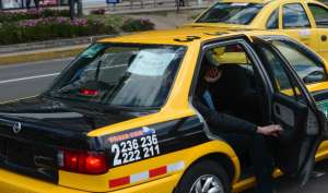 El jueves pasado el Concejo de Quito aprob&oacute; el alza de las tarifas de taxis en la ciudad. FOTO: Carina Acosta/El Tel&eacute;grafo 