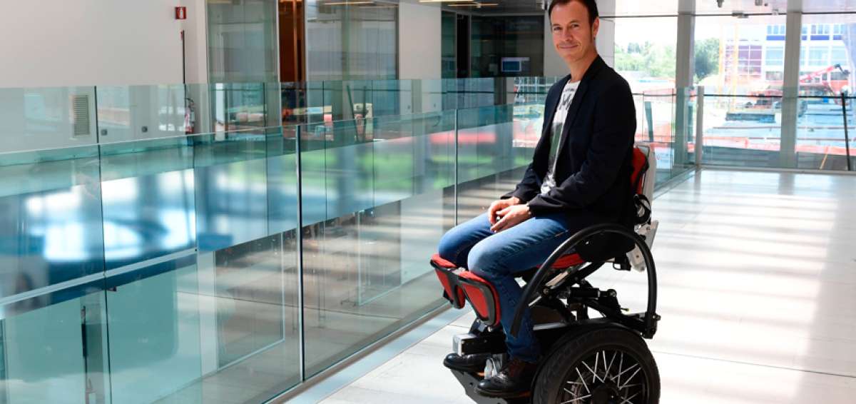 El italiano Mario Vigentini invent&oacute; un modelo de dos ruedas. El veh&iacute;culo tiene &ldquo;sensores que leen la posici&oacute;n del cuerpo&rdquo; y permiten conducirlo.  