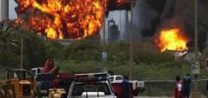 El grupo militante detono un artefacto explosivo en la fuente de energ&iacute;a de la plataforma de Chevron.