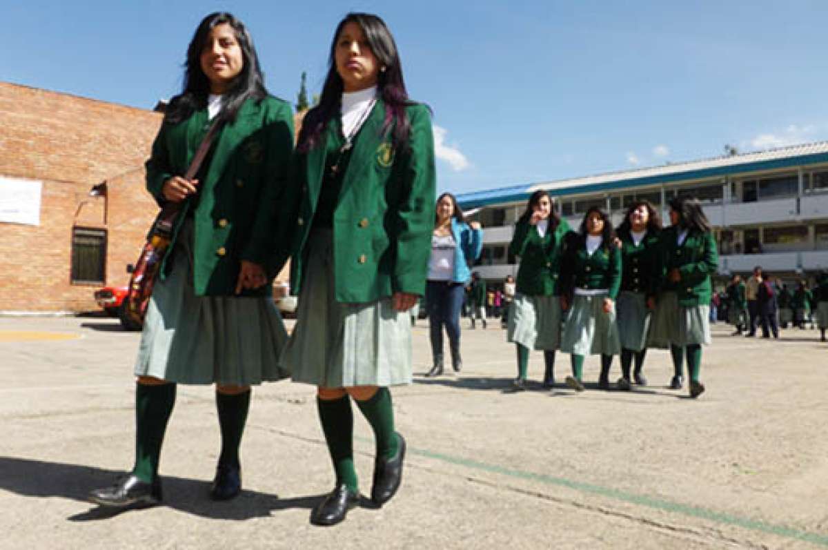 El Ministerio de Educaci&oacute;n estableci&oacute; un cronograma de inicio a clases, que comienza con los de bachillerato. Foto: Jos&eacute; Luis Llivisaca / El Tel&eacute;grafo