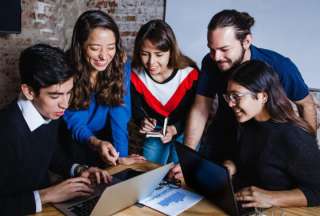 Erasmus Mundus son programas de maestría financiados al 100% por la Unión Europea. 