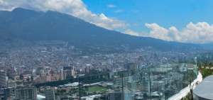 Dos nuevos edificios 'rascar&aacute;n' los cielos de Quito