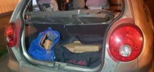 Parte de la droga fue hallada en un automotor durante los allanamientos.
