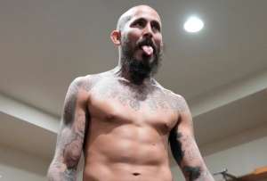 &#039;Chito&#039; Vera alcanzó su cuarta victoria consecutiva en la UFC