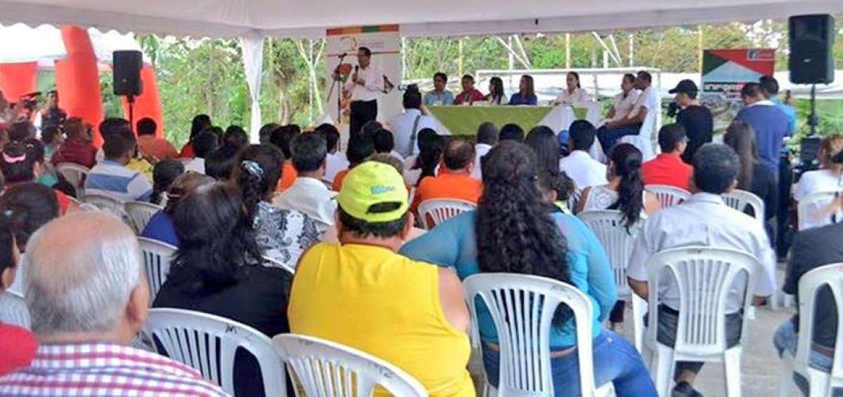 Prefectura de Santo Domingo interviene v&iacute;a a Umpechico