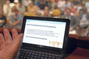 Los ciudadanos que quieran interactuar en la red deben registrarse y participar de forma libre en la plataforma digital. Foto: Eduardo Escobar.