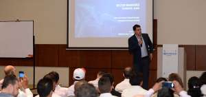 El ministro Xavier Lazo ve necesario que las asociaciones tengan un enfoque de mercado y que los dirigentes sean buenos vendedores y administradores.