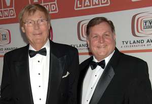 Adam West y Burt Ward repetir&aacute;n sus roles del Batman en pel&iacute;cula animada