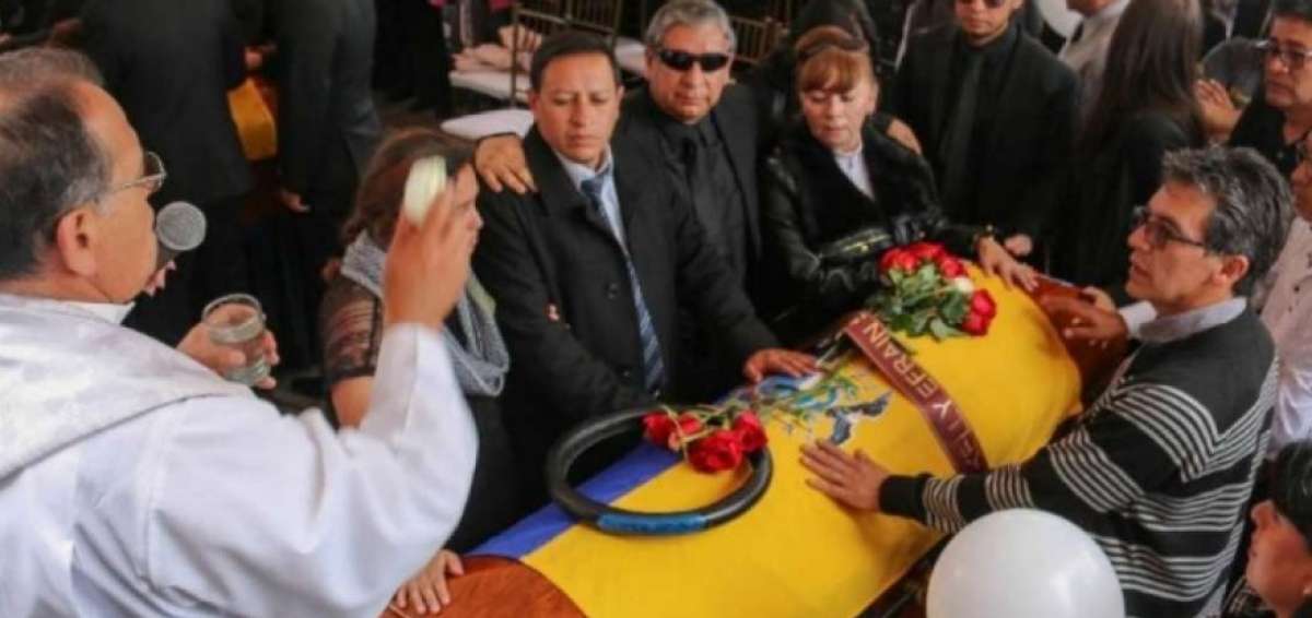 Los cad&aacute;veres de los periodistas asesinados fueron repatriados y sepultados en Ecuador.
