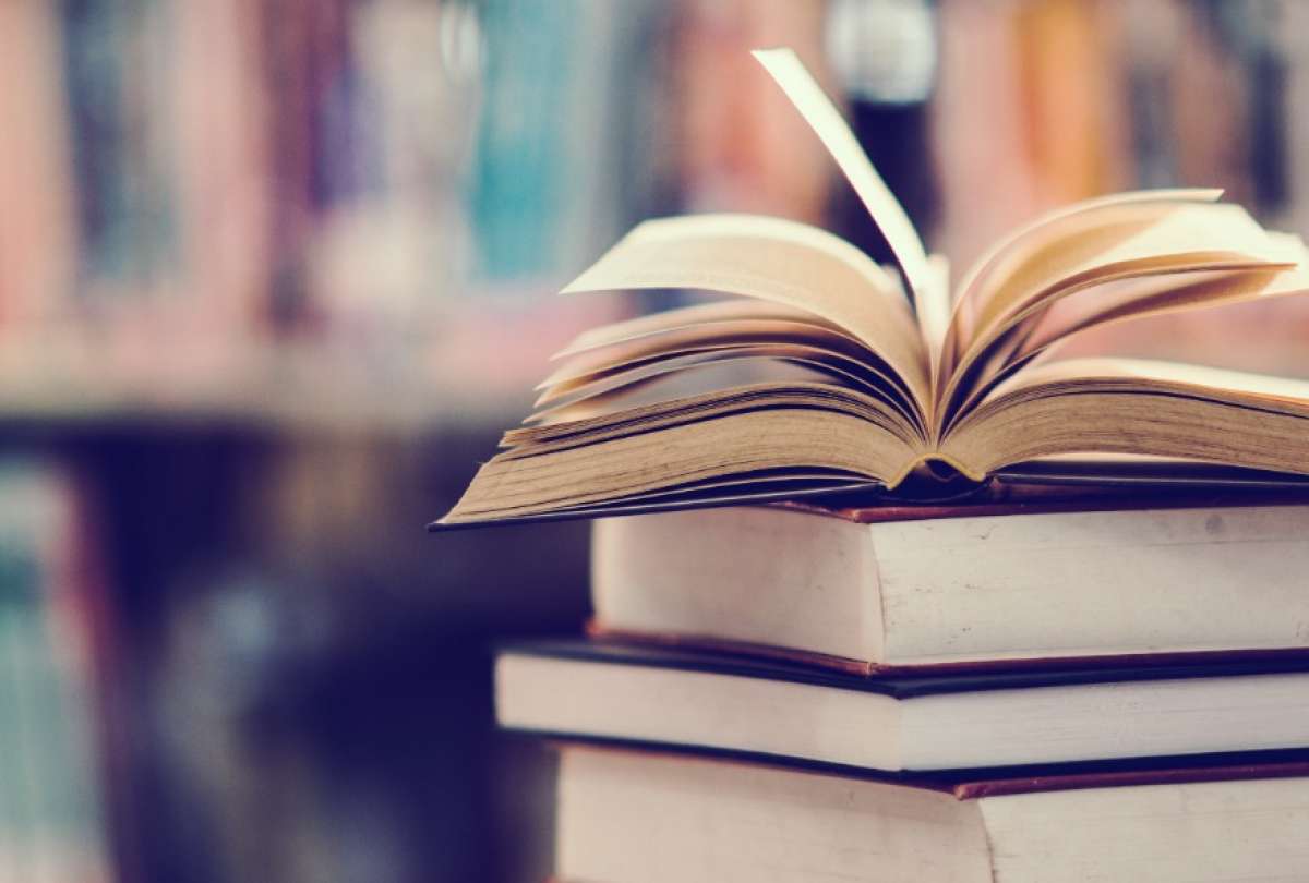 Pichincha en Libros 2026 impulsa la publicaci&oacute;n y circulaci&oacute;n de obras in&eacute;ditas.