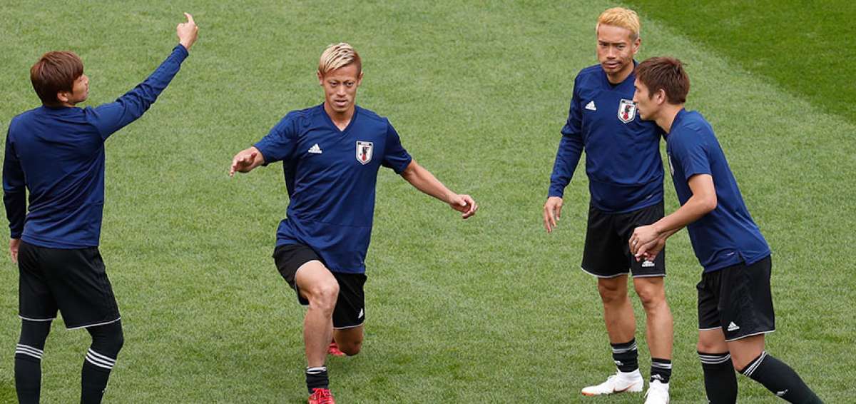 Jugadores de la selecci&oacute;n de Jap&oacute;n realizaron trabajos regenerativos en la &uacute;ltima sesi&oacute;n de trabajo, previo al duelo ante Senegal, por el grupo